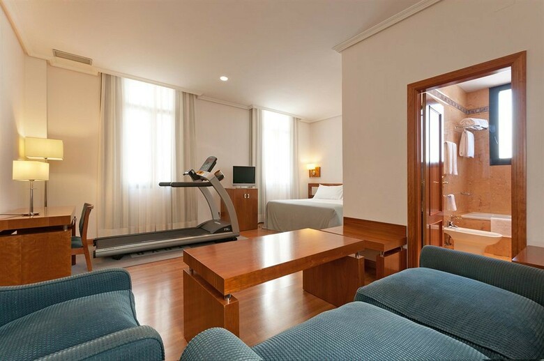 Hotel TRYP Madrid Atocha