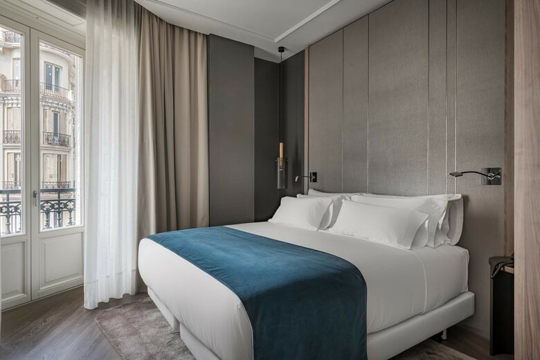 Hotel Senator Gran Via 21