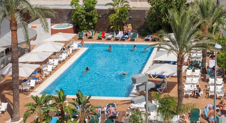 Hotel Rh Royal S�lo Adultos