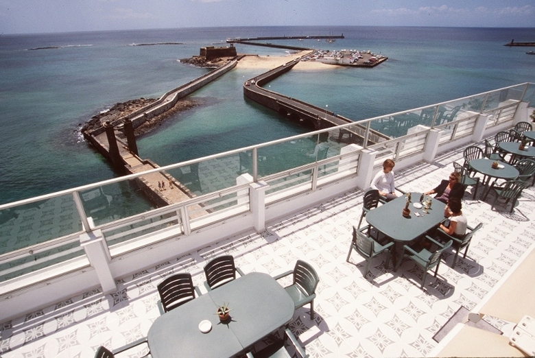 Miramar Hotel