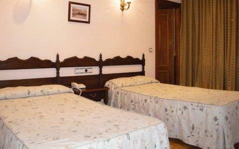 Hotel Castellano I