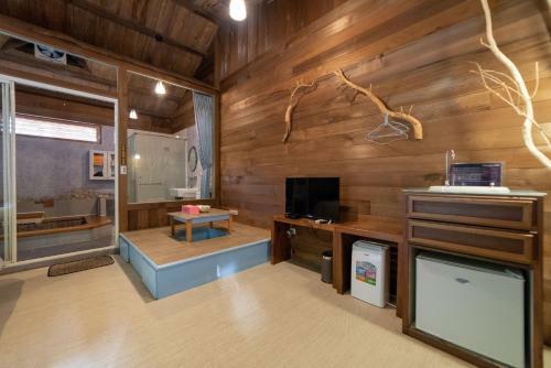 Posada Shankou Hotspring Hotel