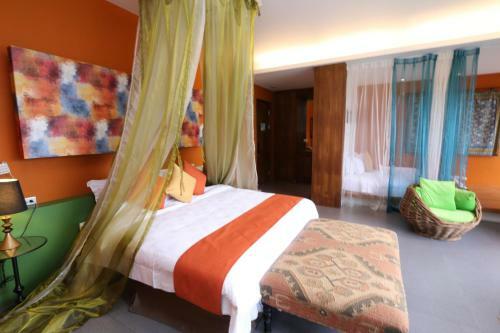Jiaoxi 320 B&B