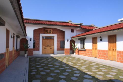 Free House B&B