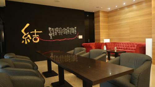 Amici Hotel Six Star Hostel