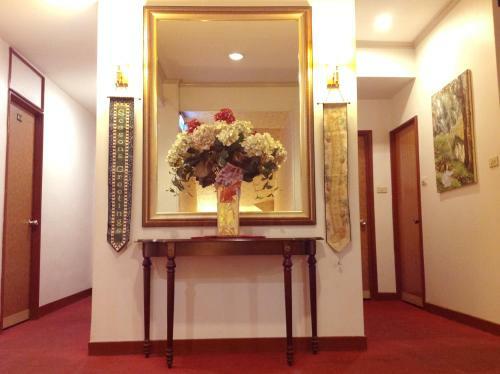Posada Long Cherng Hotel