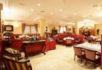 Hotel Villa De San Adri�n