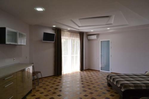 Hostal Lazurny Guest House