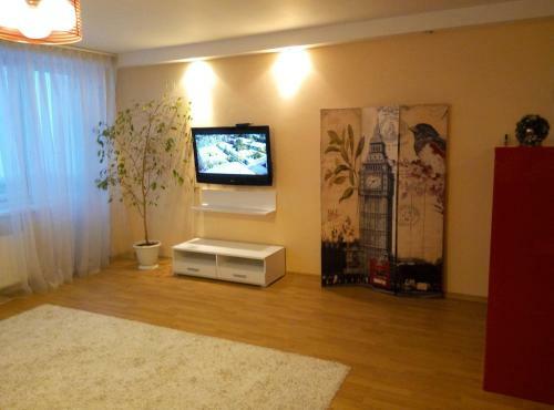 Apartment Red And White