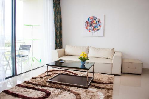 A503 - Ocean Apartment