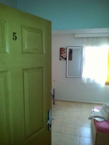 Bed & Breakfast Yona Motel
