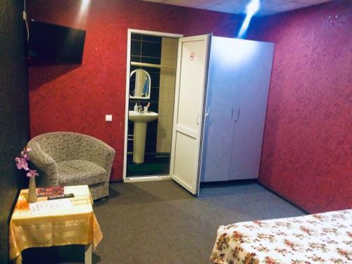 Hostal Guest House Revolyutsii 28
