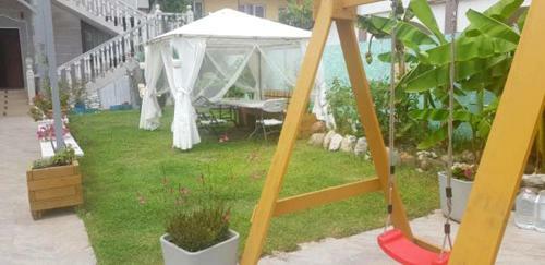 Hostal Diogrina Guest House