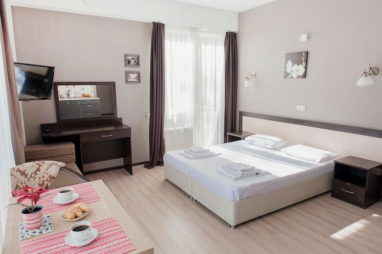 Oplot Hotel
