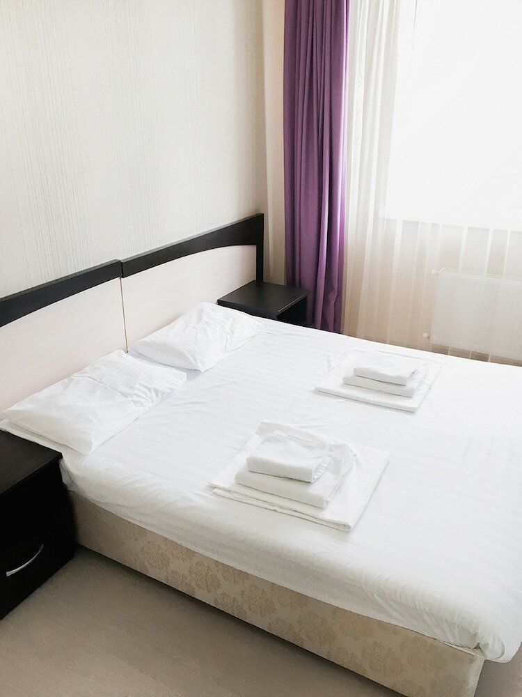 Oplot Hotel