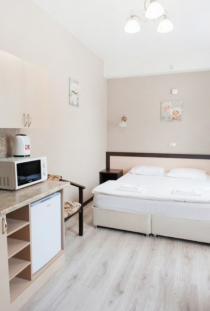 Oplot Hotel