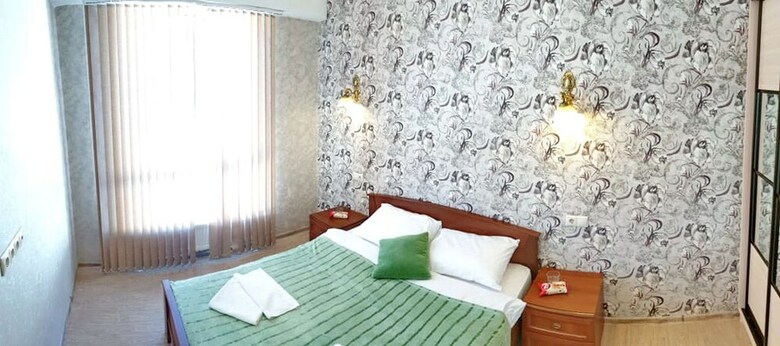 Oplot Hotel
