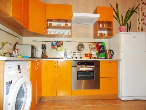 Apartment Aviakonstruktorov 2