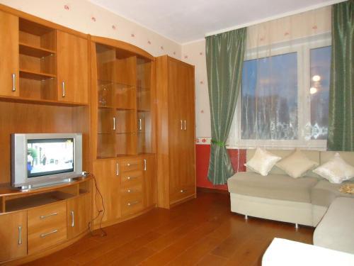 Apartment Aviakonstruktorov 2
