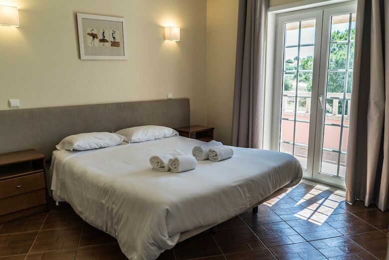 Hostal Albufeira Lounge Guesthouse
