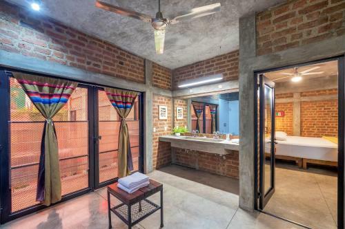 Hostal Pi�ata Pv Gay Hotel