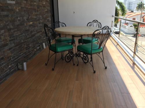 Apartamentos Torre II Condominios
