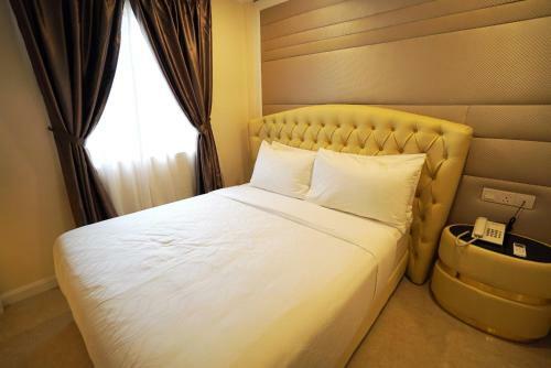 Ritzton Hotel