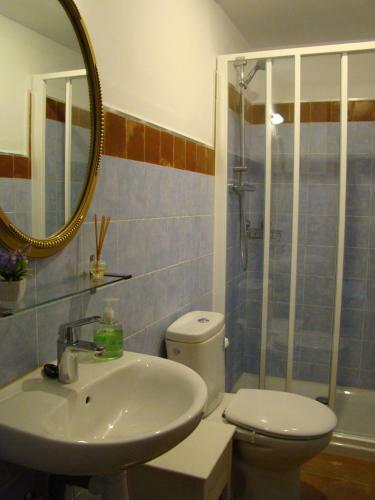 Edificio De Apartamentos L'escoleta