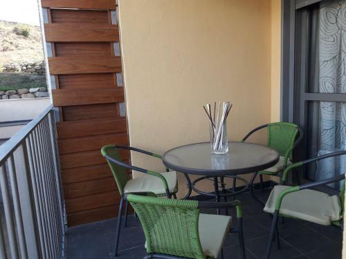 Apartamentos Valle De Tena - Las Margas Golf