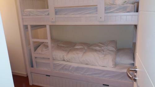 Apartamentos Valle De Tena - Las Margas Golf