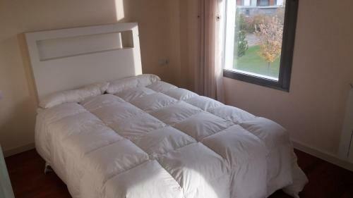 Apartamentos Valle De Tena - Las Margas Golf