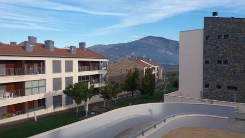 Apartamentos Valle De Tena - Las Margas Golf