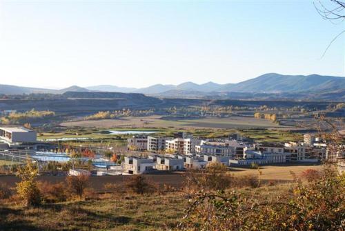 Apartamentos Valle De Tena - Las Margas Golf