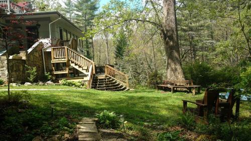 Bed & Breakfast Red Leaf River Inn