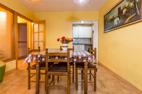 Apartamento Sort Experience, Live The Pyrenees