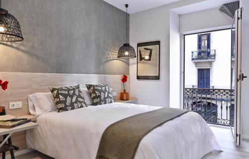 Hostal Pensi�n Pe�aflorida