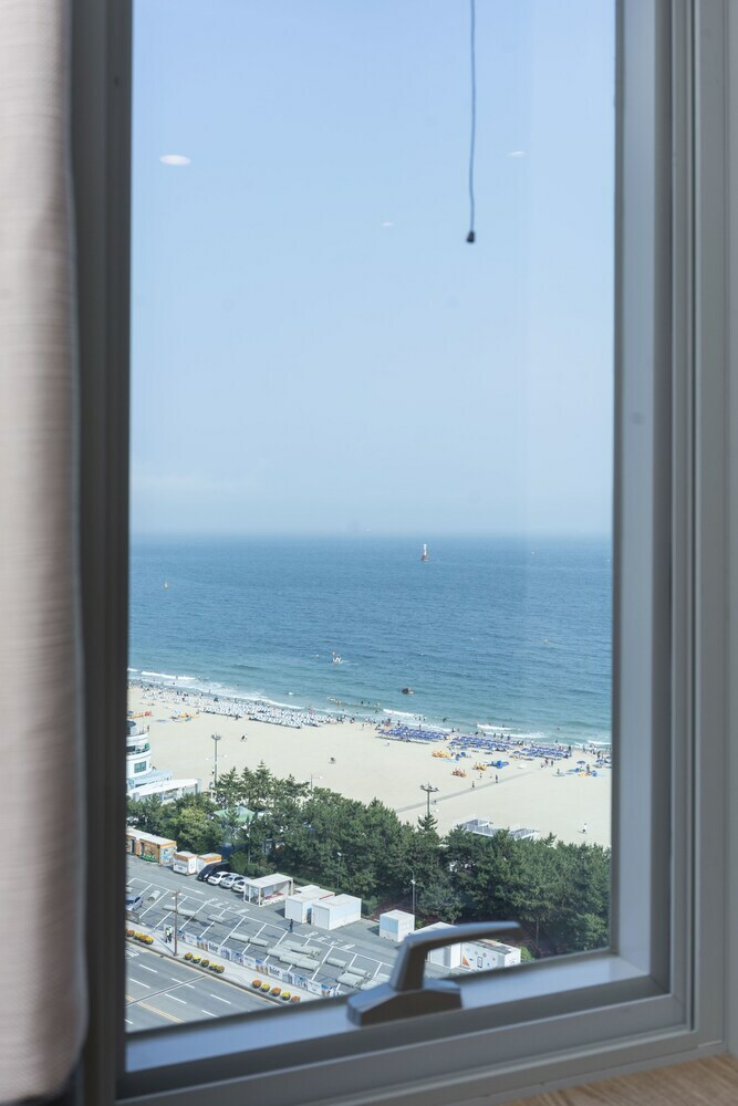 Hotel Ibis Ambassador Busan Haeundae