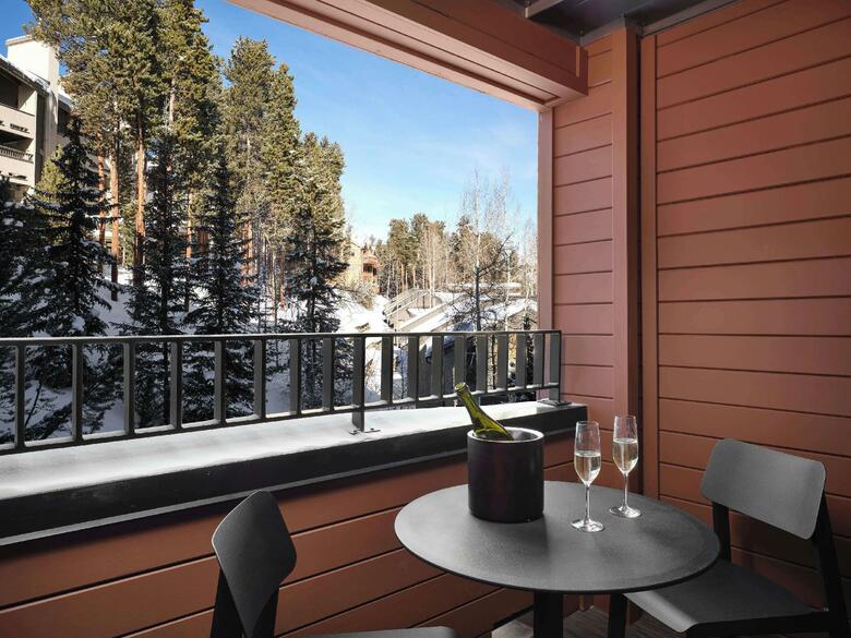 Hotel Alpenrock Breckenridge, Curio Collection By Hilton