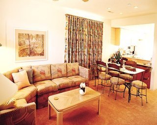 Hotel Falls Resort