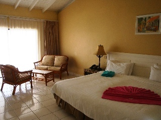 Hotel Discovery Bay (vista Al Jard�n)