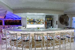 Yellow Bird Hotel