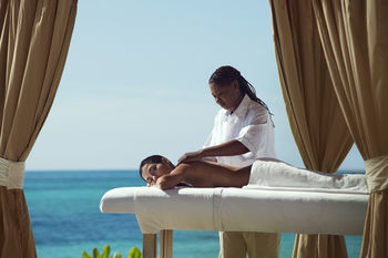 Hotel Grand Lucayan