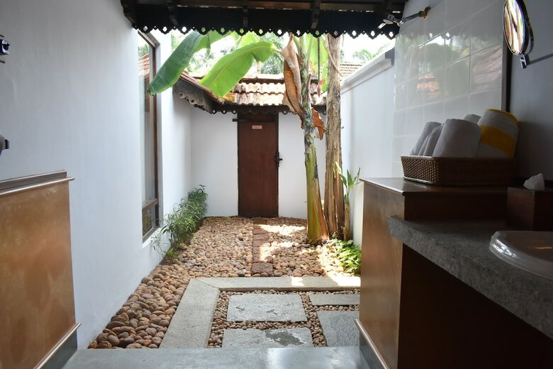 Hotel Kumarakom Lake Resort