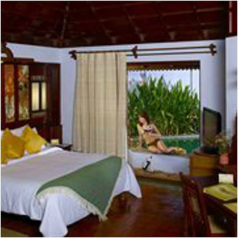 Hotel Kumarakom Lake Resort
