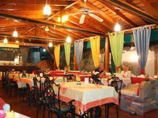 Hotel Yianna