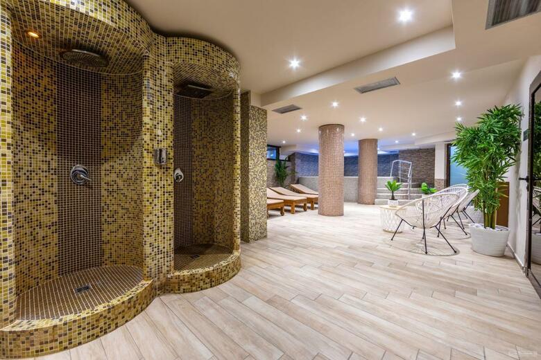 Hotel Tino