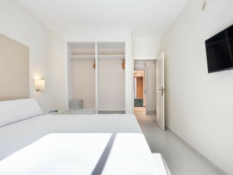 Aparthotel Sol Sancti Petri Apartamentos