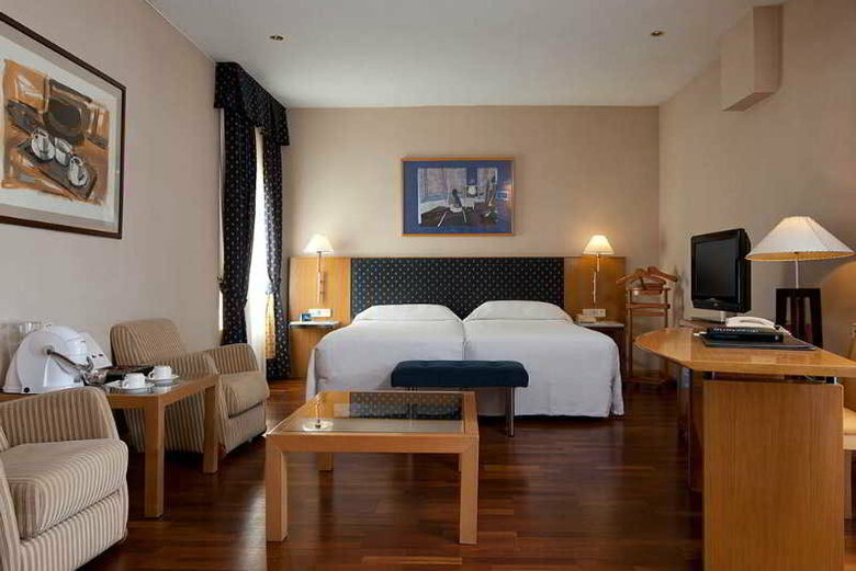 Hotel NH Madrid Chamber�