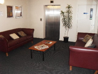 Victoria Hotel Suites