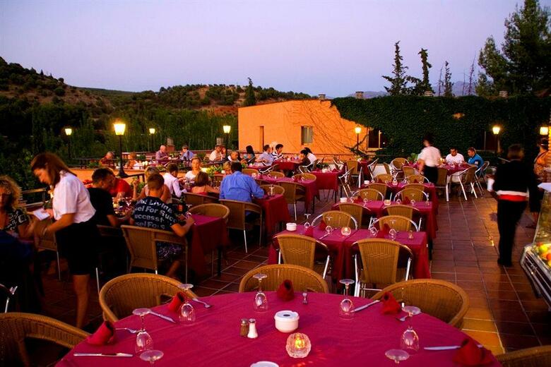 Hotel Alixares